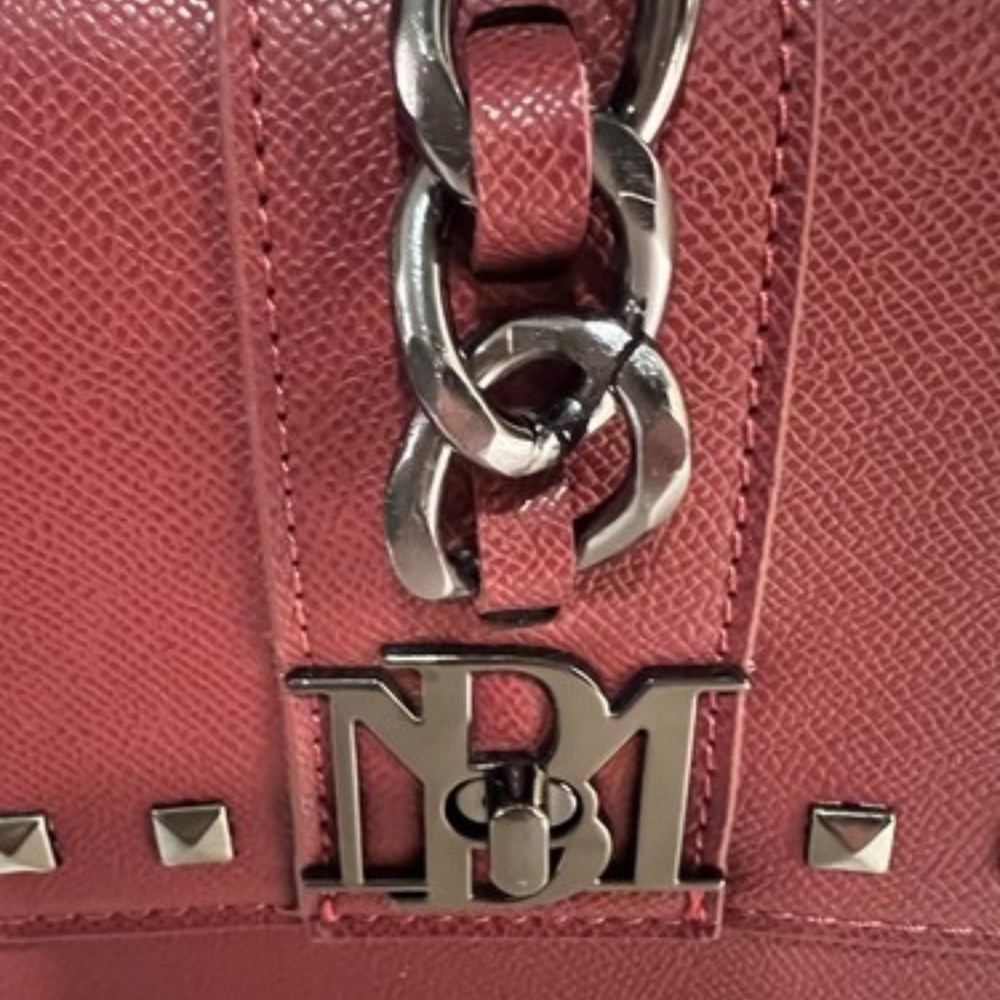 Badgley Mischka Crossbody W Chain and Stud Detail Vegan Leather New Without Tags - Picture 3 of 9